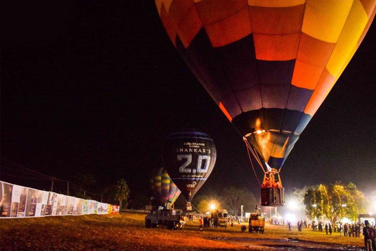 HOT AIR BALLOON